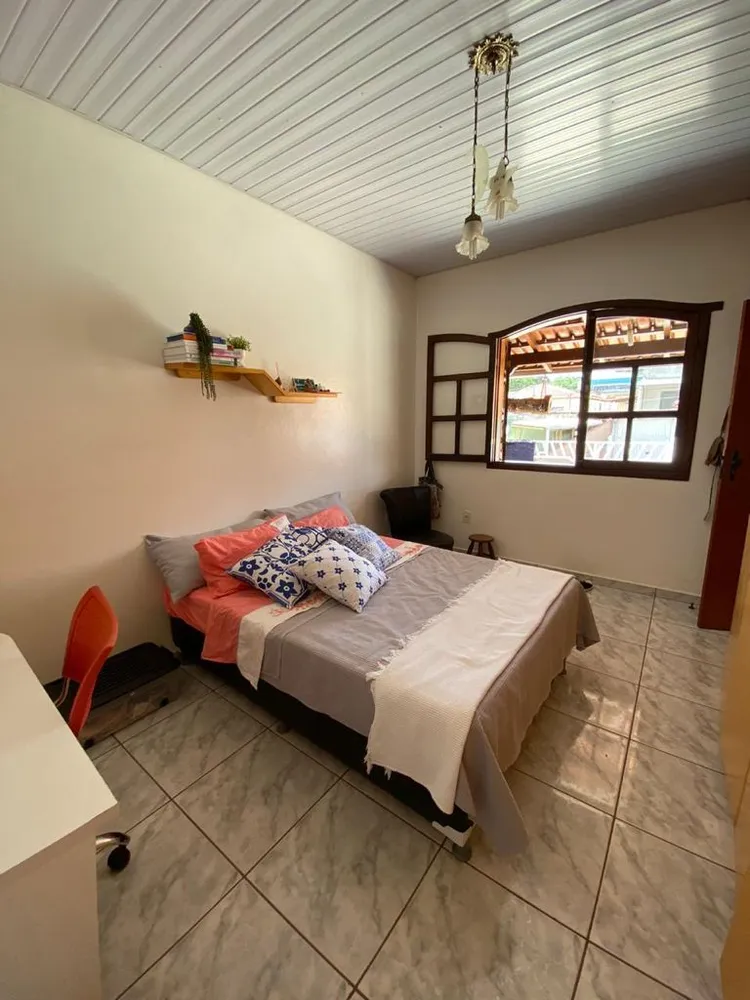 Casa, 5 quartos, 251 m² - Foto 2