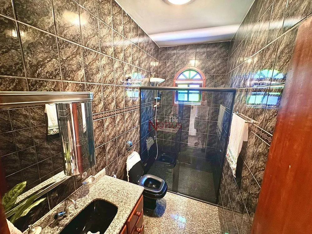 Casa, 3 quartos, 300 m² - Foto 13