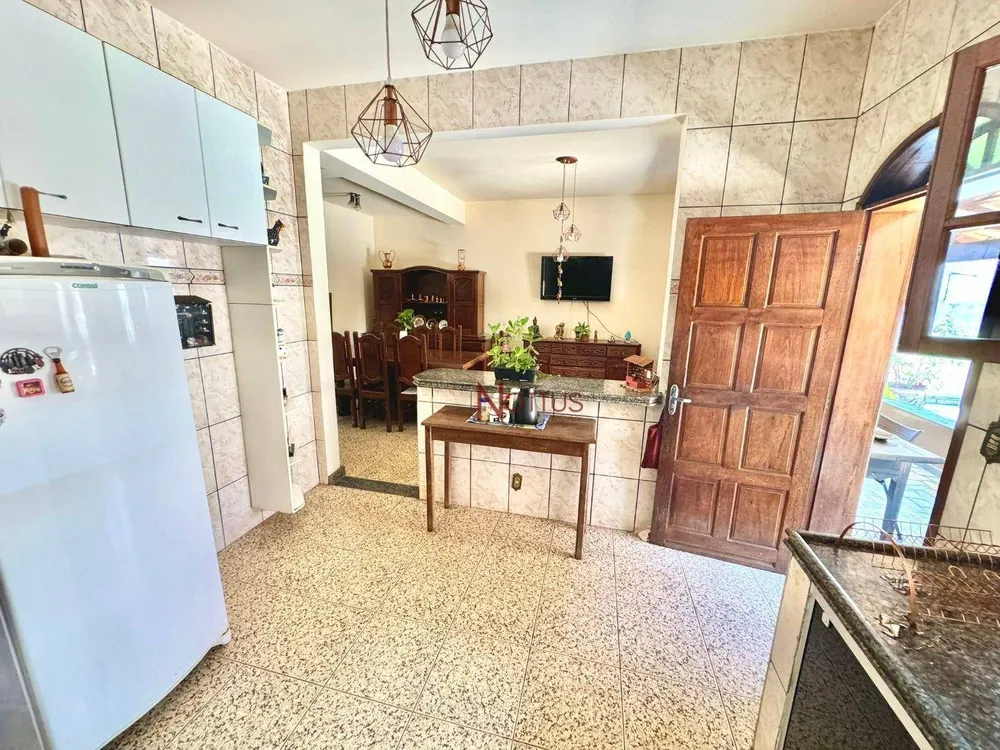 Casa, 3 quartos, 300 m² - Foto 15