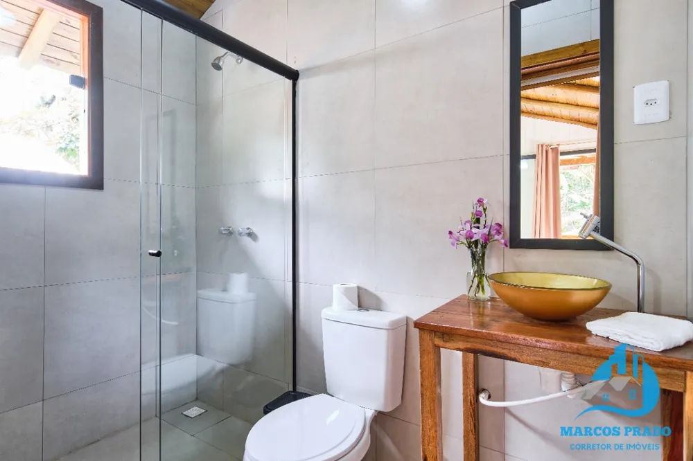 Chácara, 4 quartos, 1800 m² - Foto 1