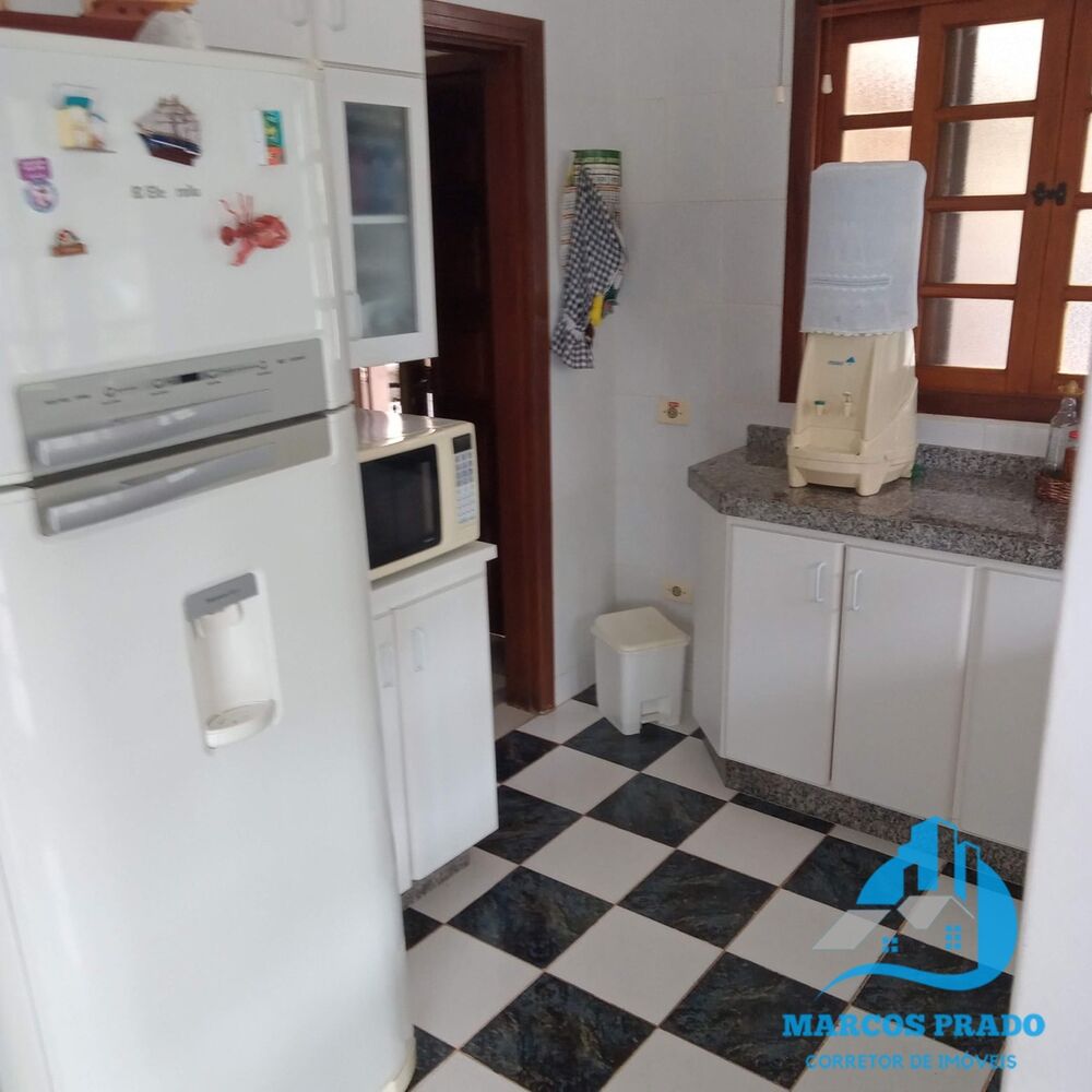 Casa de Condomínio à venda com 3 quartos, 250m² - Foto 14