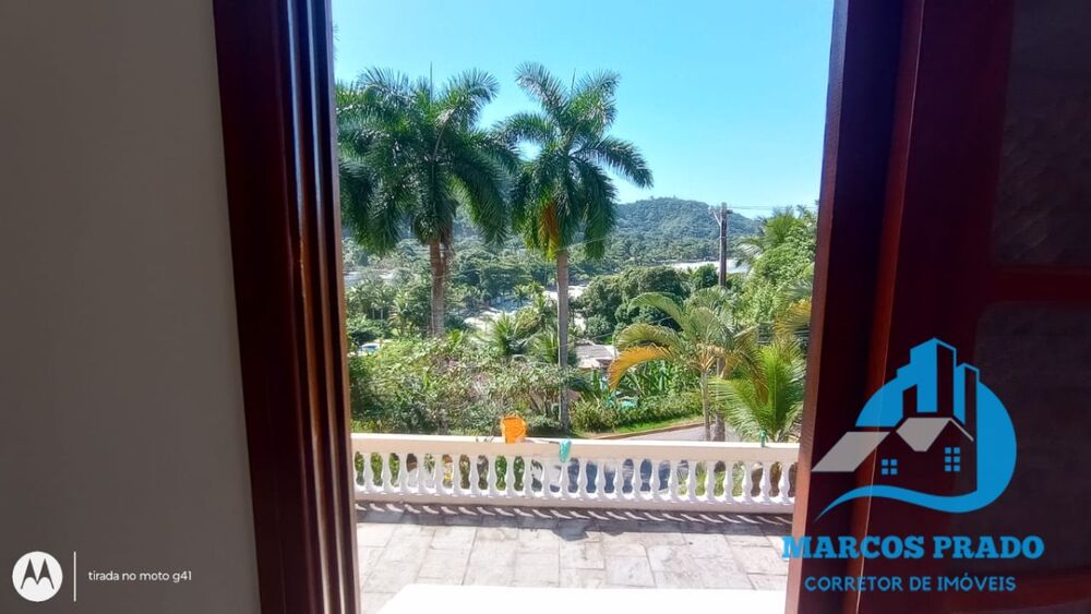 Casa de Condomínio à venda com 3 quartos, 250m² - Foto 3