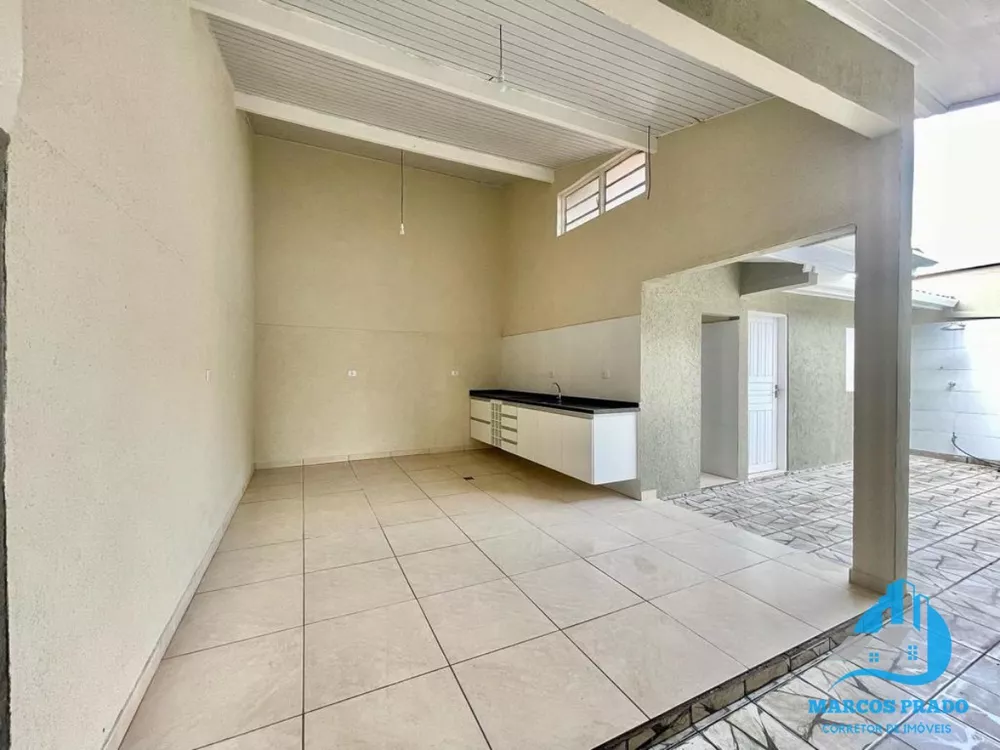 Casa à venda com 4 quartos, 184m² - Foto 15