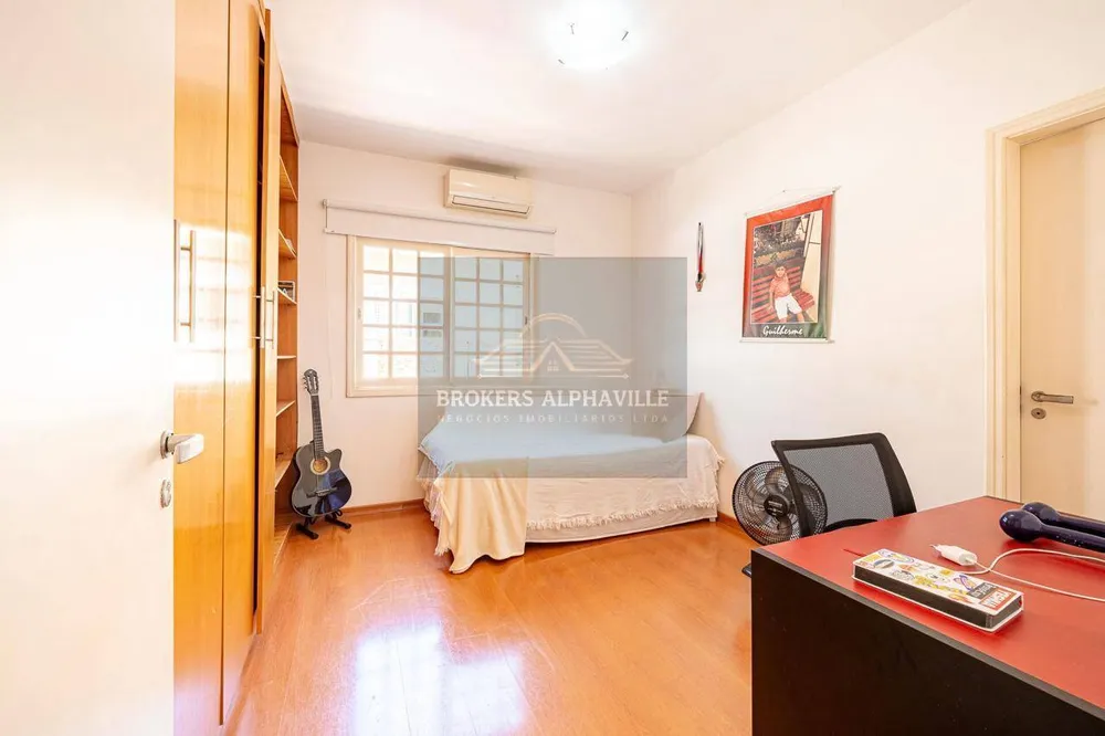 Casa, 4 quartos, 346 m² - Foto 1
