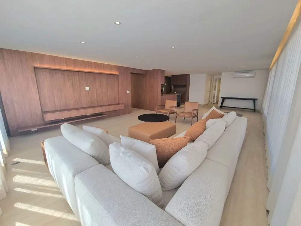 Apartamento, 3 quartos, 187 m² - Foto 1