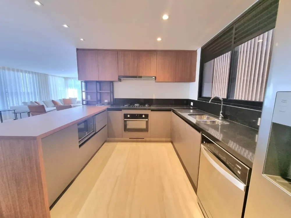 Apartamento, 3 quartos, 187 m² - Foto 2