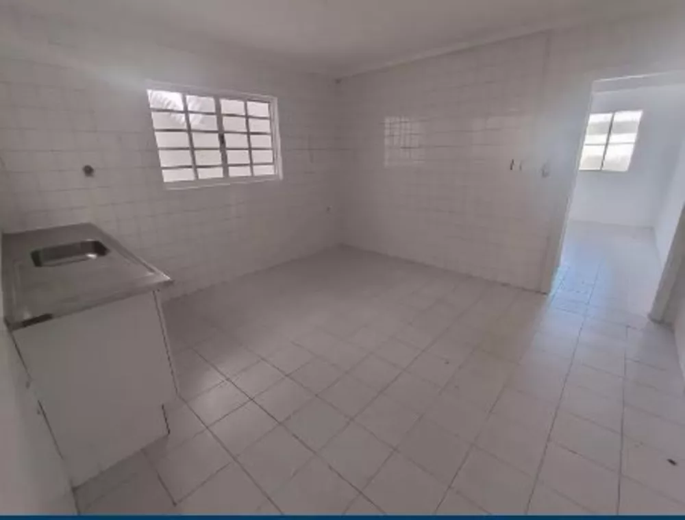 Sobrado para alugar com 3 quartos, 195m² - Foto 2