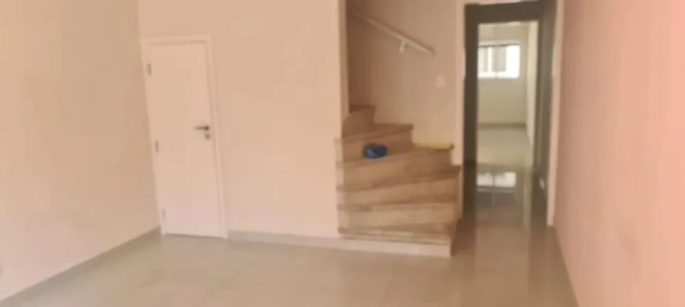 Sobrado, 8 quartos, 150 m² - Foto 1