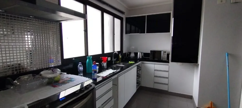 Apartamento, 3 quartos, 140 m² - Foto 2