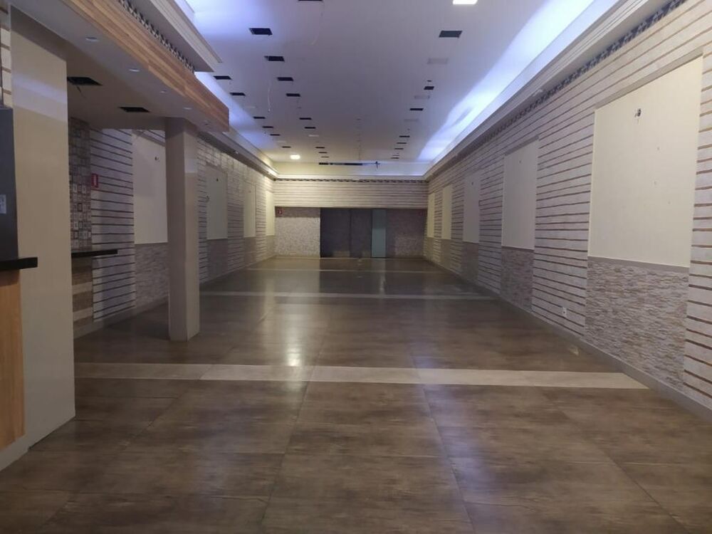 Loja-Salão, 240 m² - Foto 1