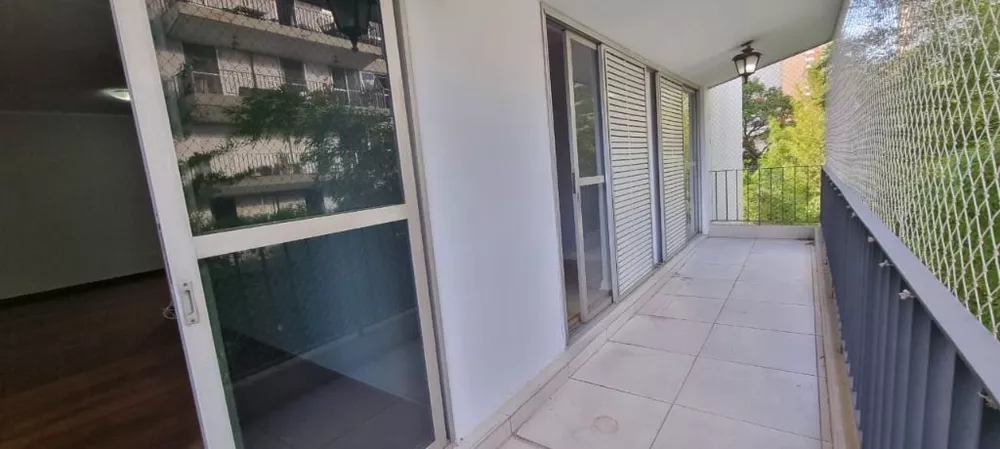 Apartamento para alugar com 4 quartos, 170m² - Foto 1