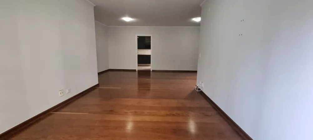 Apartamento para alugar com 4 quartos, 170m² - Foto 4