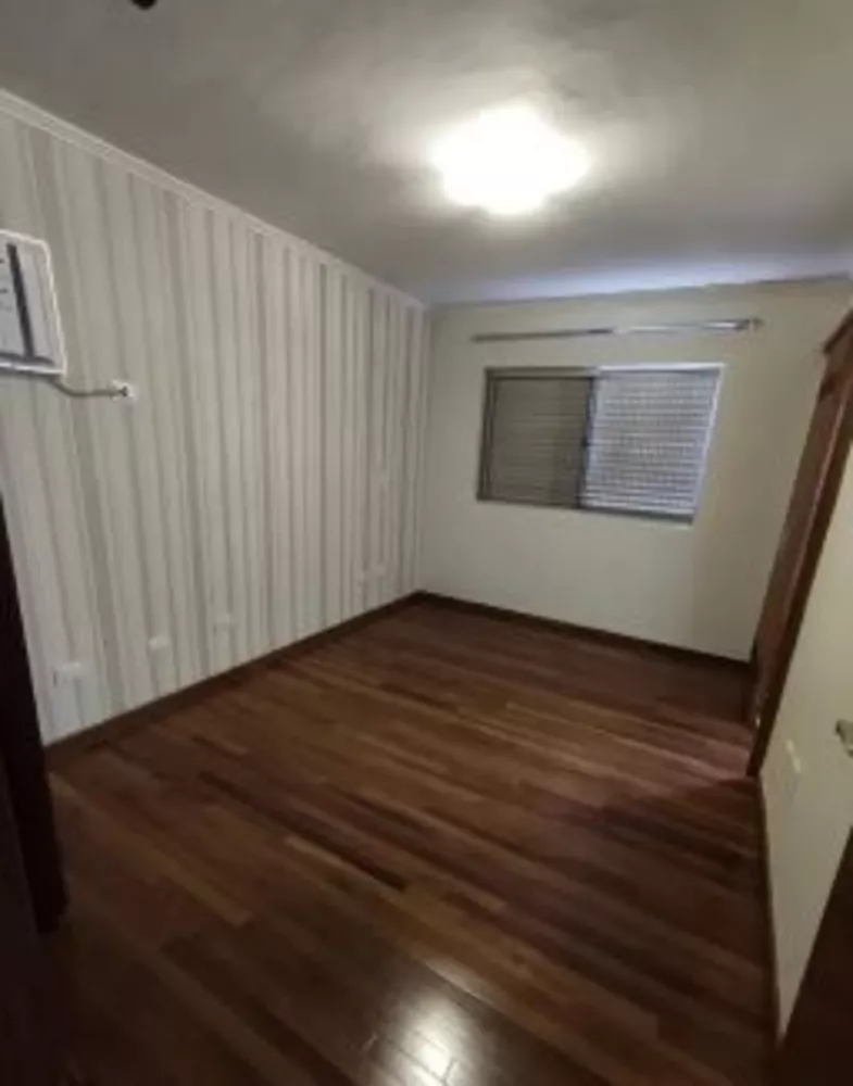 Apartamento para alugar com 2 quartos, 100m² - Foto 4