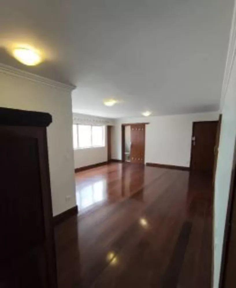 Apartamento para alugar com 2 quartos, 100m² - Foto 1