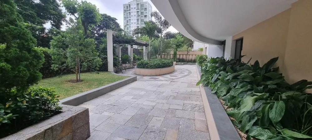 Apartamento, 3 quartos, 230 m² - Foto 2