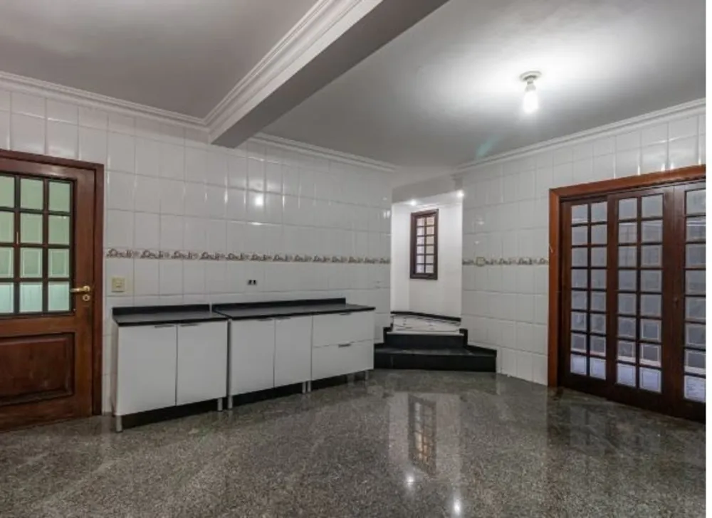 Sobrado, 3 quartos, 600 m² - Foto 2