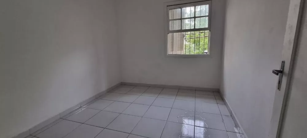 Apartamento para alugar com 2 quartos, 105m² - Foto 2