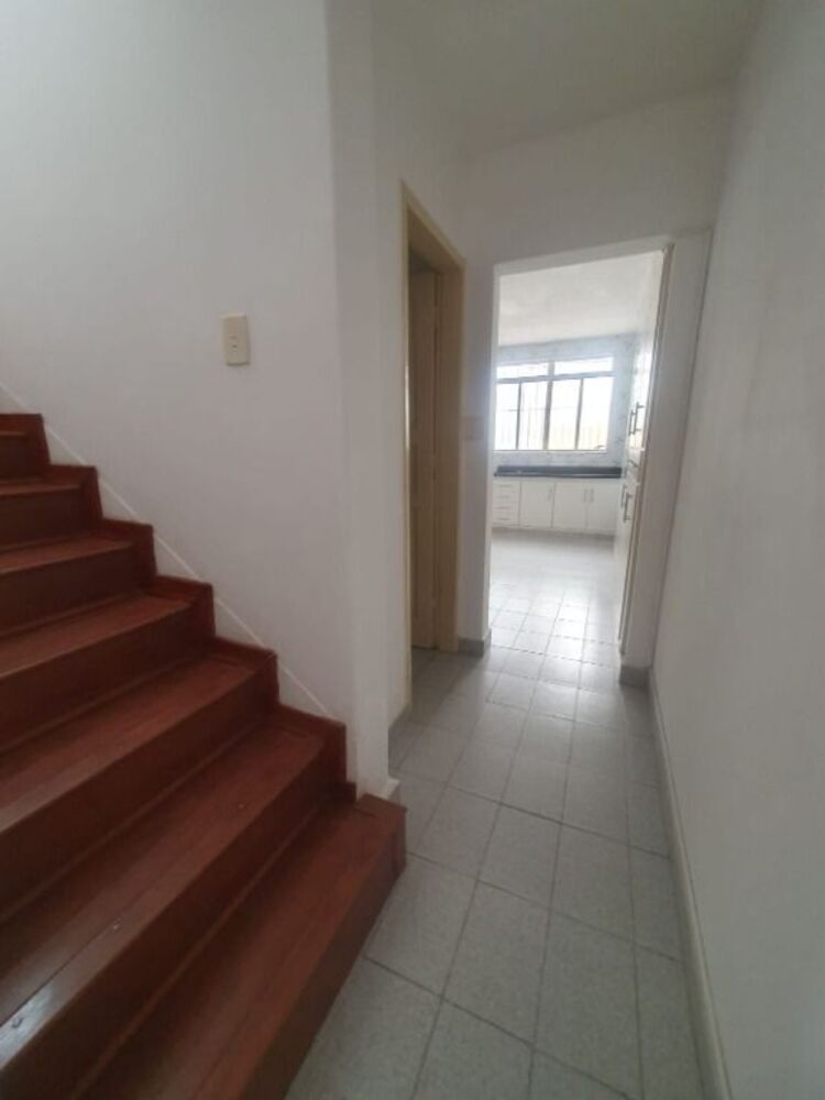 Sobrado, 4 quartos, 200 m² - Foto 2