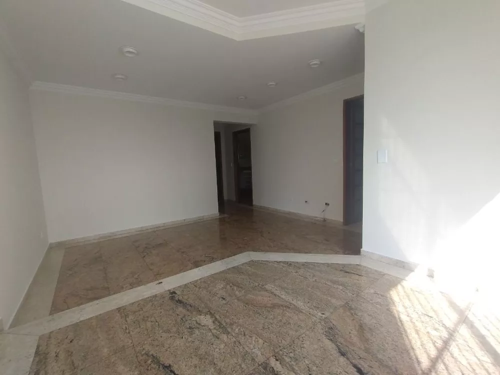 Apartamento para alugar com 3 quartos, 80m² - Foto 1