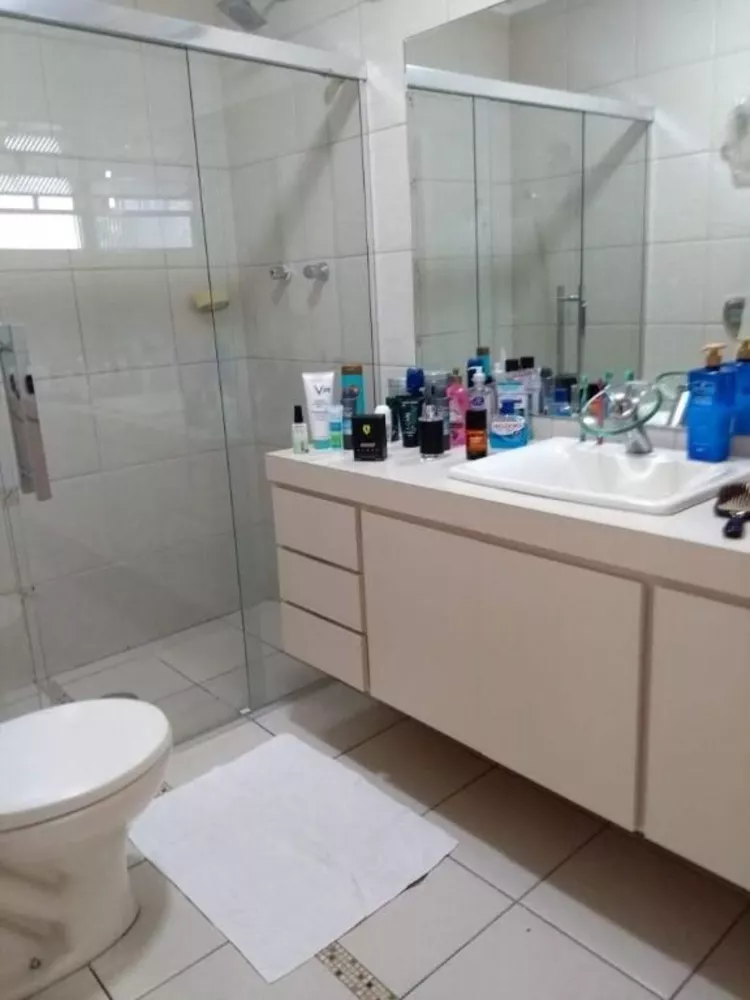 Apartamento à venda com 3 quartos, 139m² - Foto 2