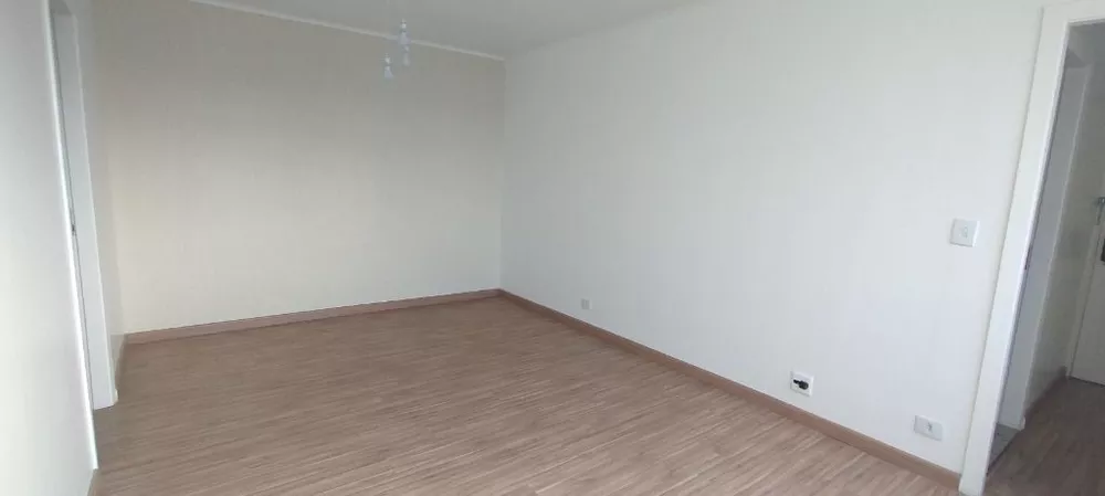 Apartamento para alugar com 3 quartos, 90m² - Foto 4