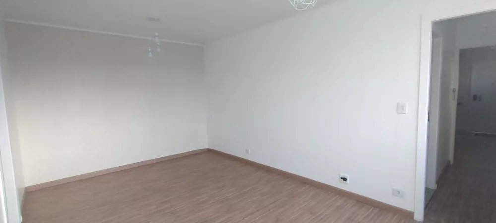 Apartamento para alugar com 3 quartos, 90m² - Foto 3