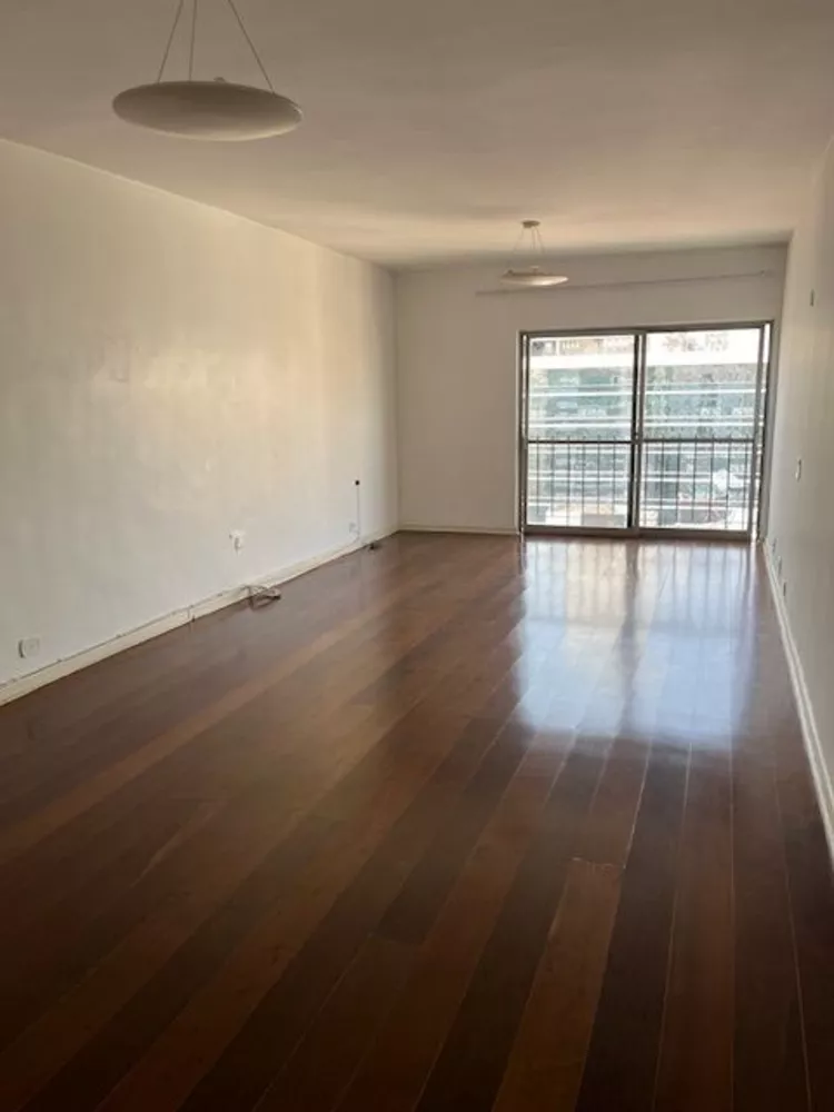 Apartamento para alugar com 2 quartos, 134m² - Foto 3