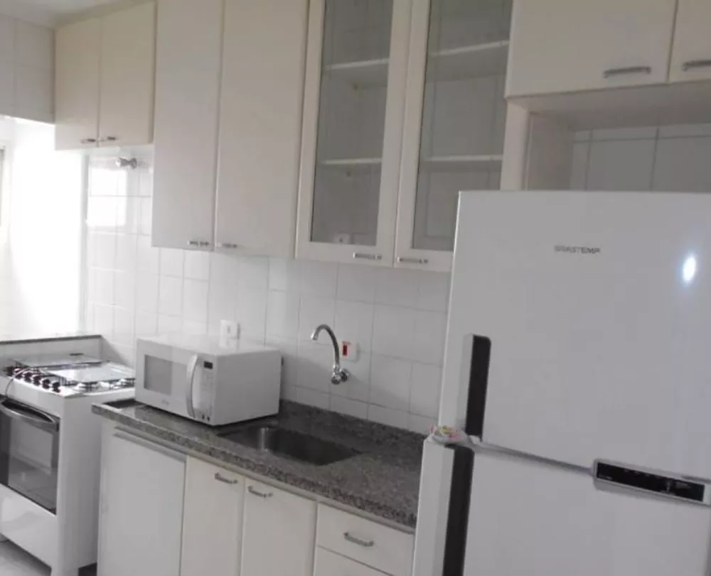 Apartamento para alugar com 2 quartos, 75m² - Foto 3