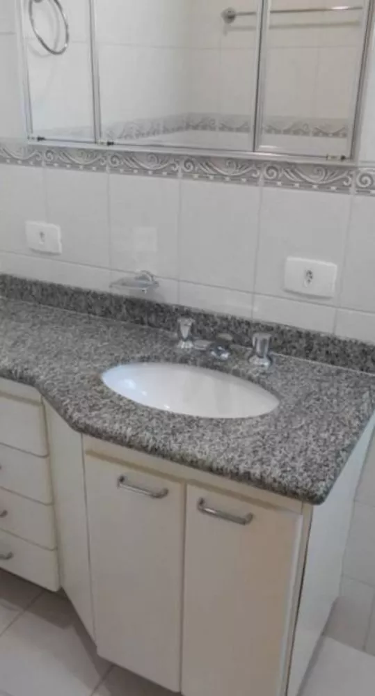 Apartamento para alugar com 2 quartos, 75m² - Foto 4