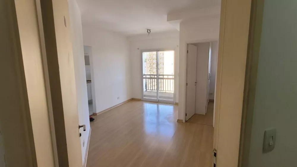 Apartamento à venda com 1 quarto, 38m² - Foto 2