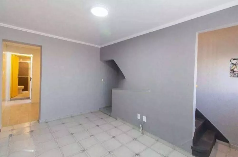 Sobrado para alugar com 2 quartos, 80m² - Foto 3