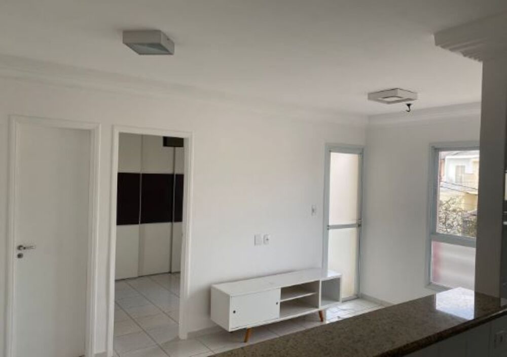 Apartamento para alugar com 1 quarto, 40m² - Foto 8