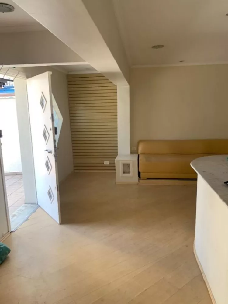 Casa de Condomínio à venda com 3 quartos, 150m² - Foto 2