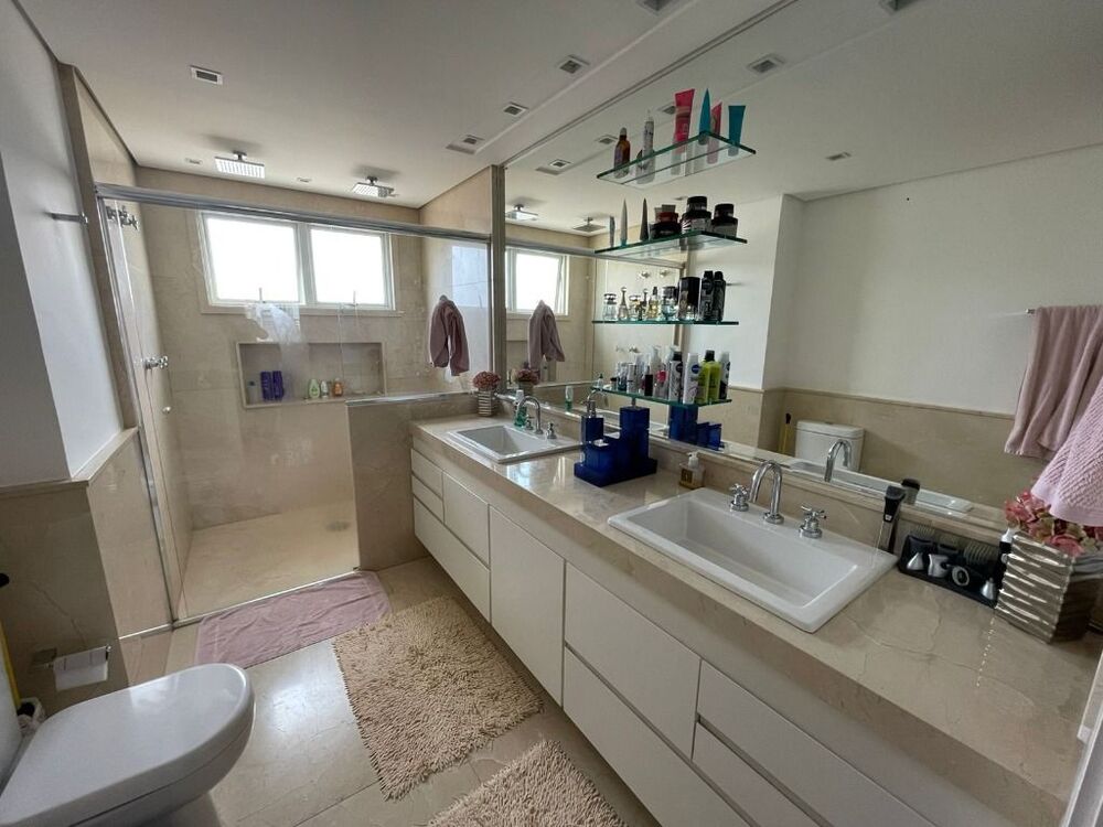 Apartamento, 3 quartos, 234 m² - Foto 2