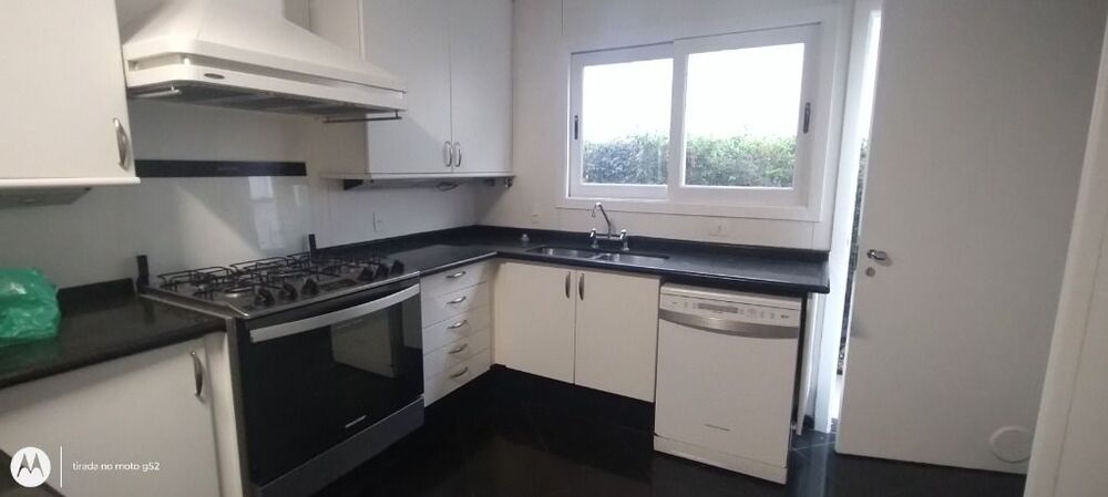 Casa de Condomínio para alugar com 3 quartos, 260m² - Foto 20