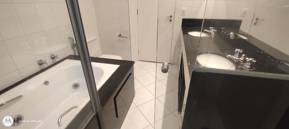 Casa de Condomínio para alugar com 3 quartos, 260m² - Foto 32