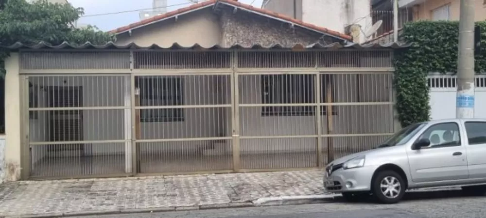 Casa para alugar com 3 quartos, 200m² - Foto 2