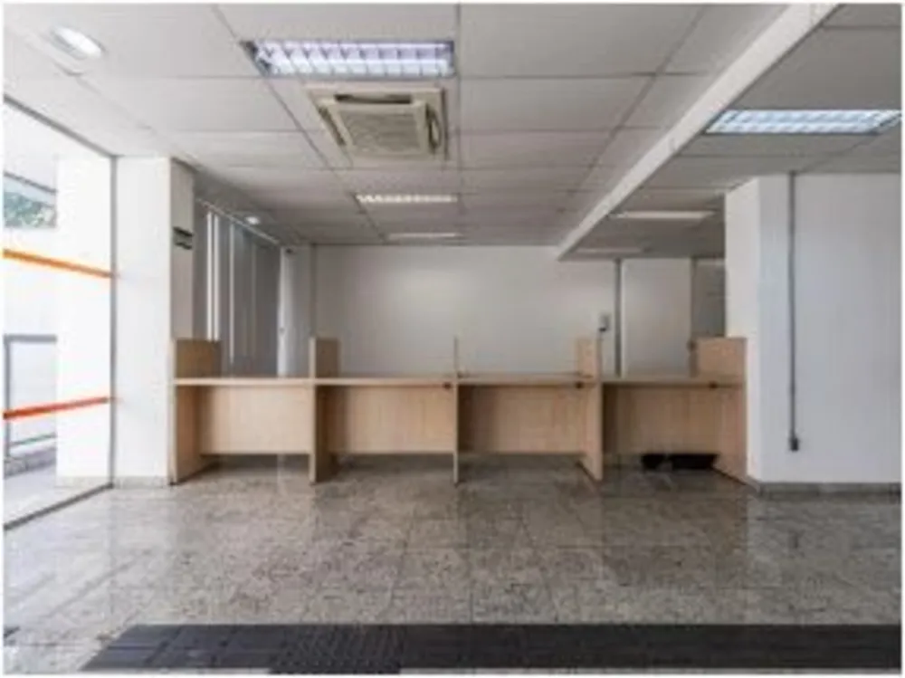 Prédio Inteiro, 5582 m² - Foto 1