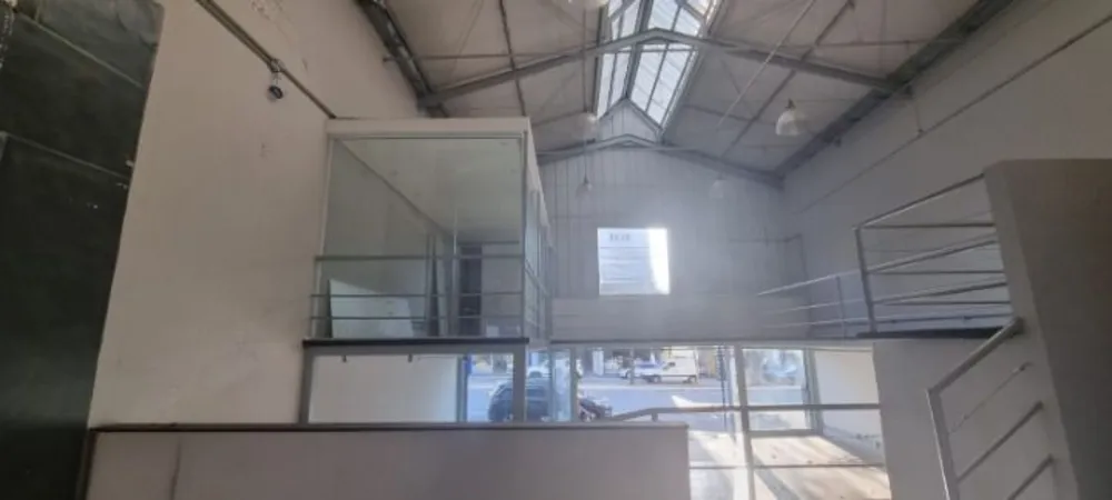Loja-Salão, 300 m² - Foto 1