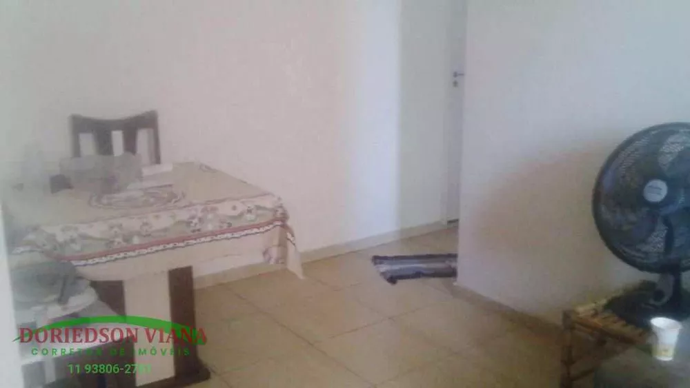 Apartamento à venda com 2 quartos, 45m² - Foto 3