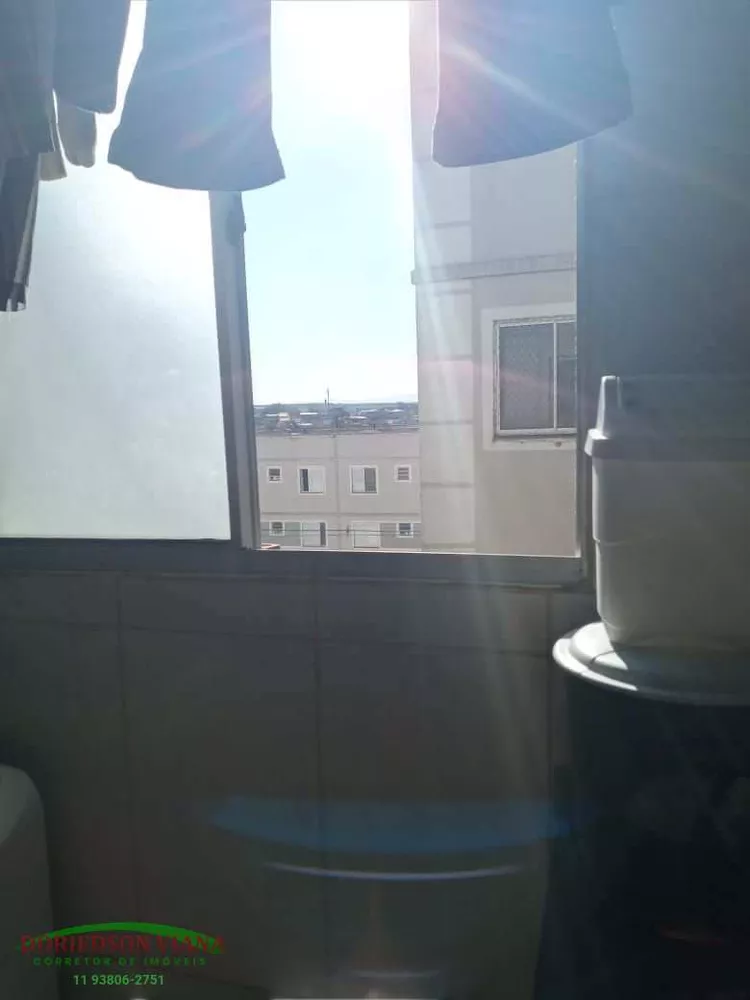 Apartamento à venda com 2 quartos, 44m² - Foto 1