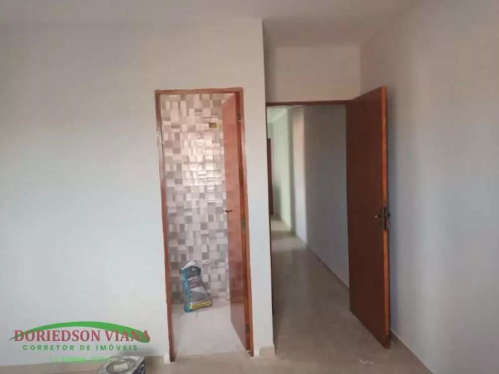 Sobrado à venda com 3 quartos, 120m² - Foto 2