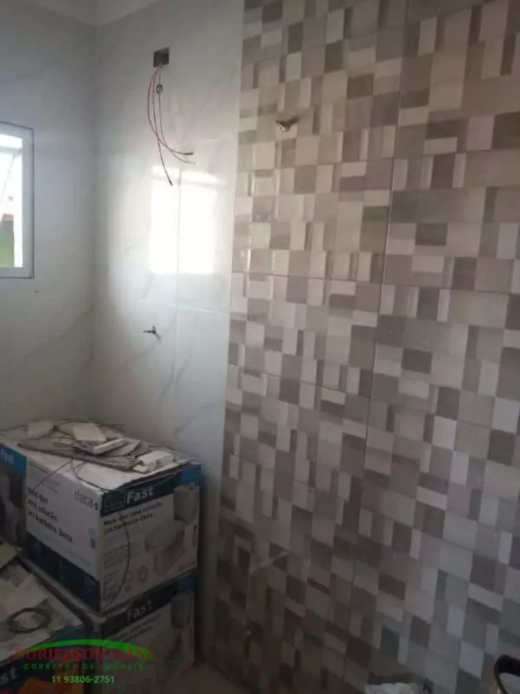 Sobrado à venda com 3 quartos, 120m² - Foto 1