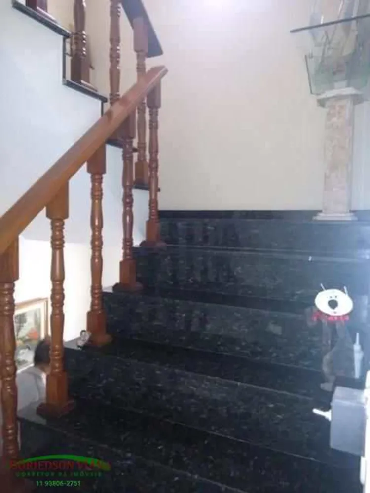 Sobrado, 4 quartos, 175 m² - Foto 2