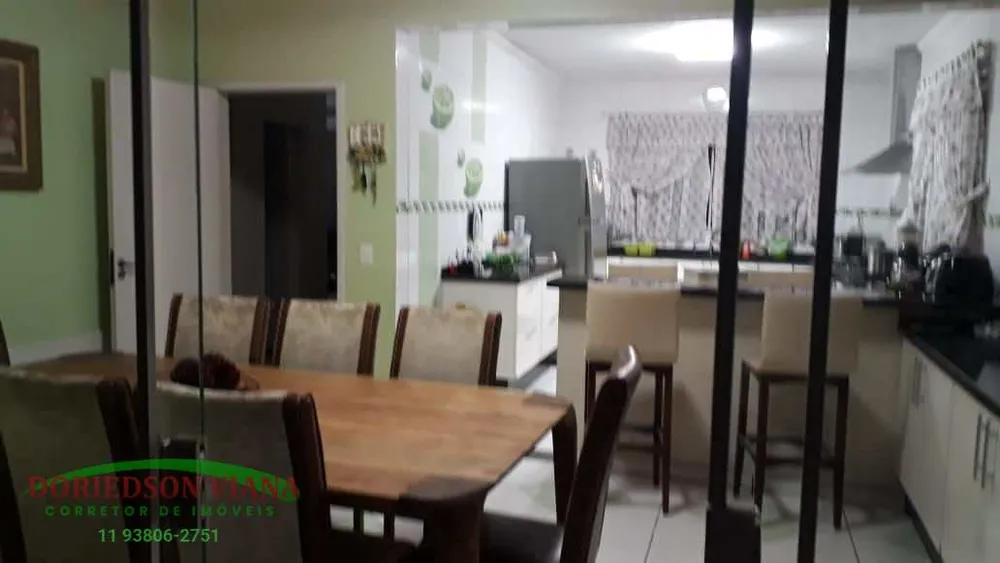 Sobrado, 4 quartos, 259 m² - Foto 9