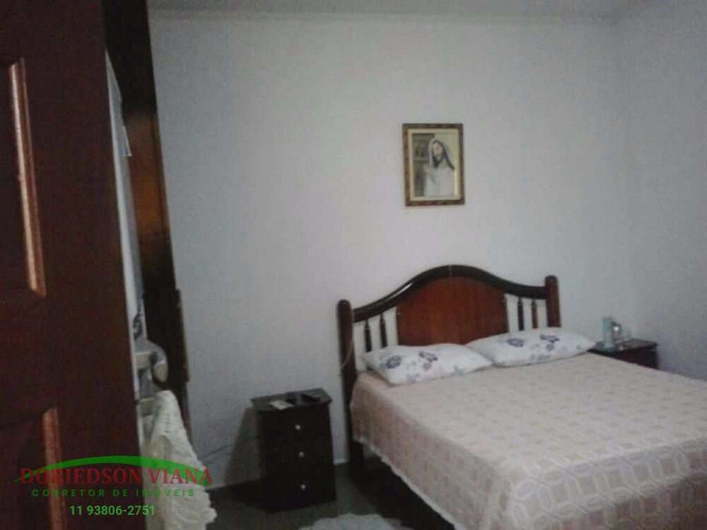 Casa à venda com 2 quartos, 202m² - Foto 2