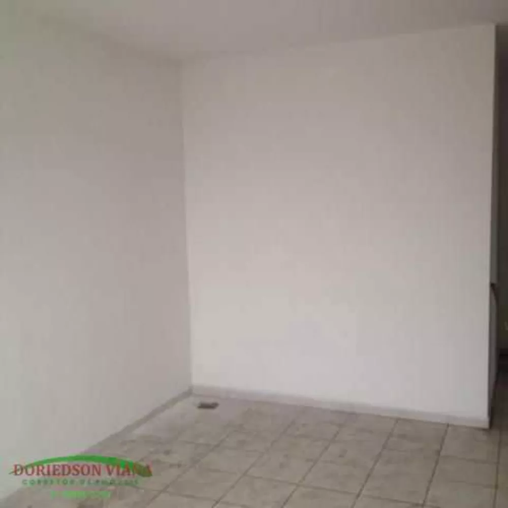 Apartamento à venda com 3 quartos, 79m² - Foto 2