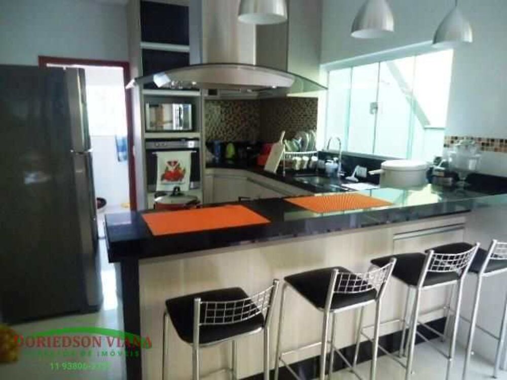 Sobrado, 3 quartos, 350 m² - Foto 4