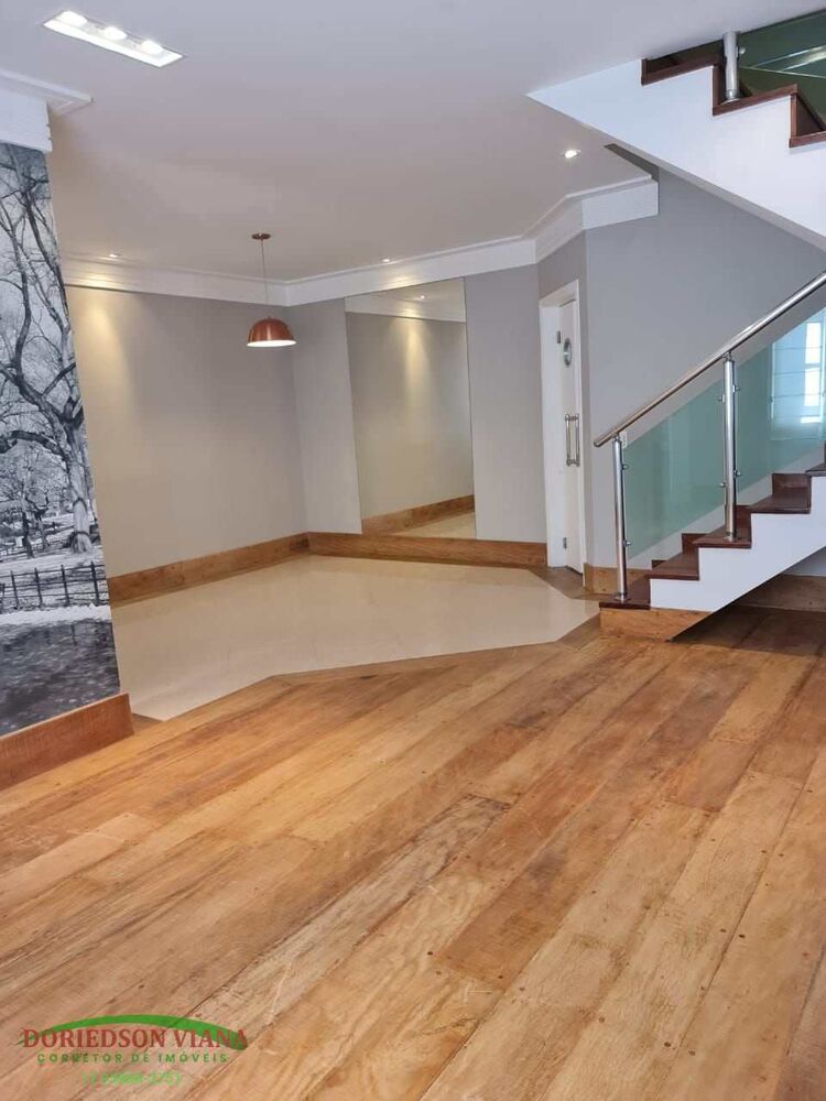 Sobrado, 3 quartos, 236 m² - Foto 1