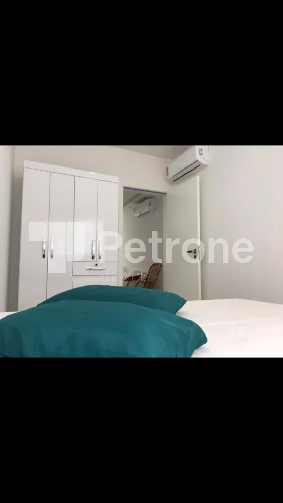 Apartamento à venda com 3 quartos, 76m² - Foto 4